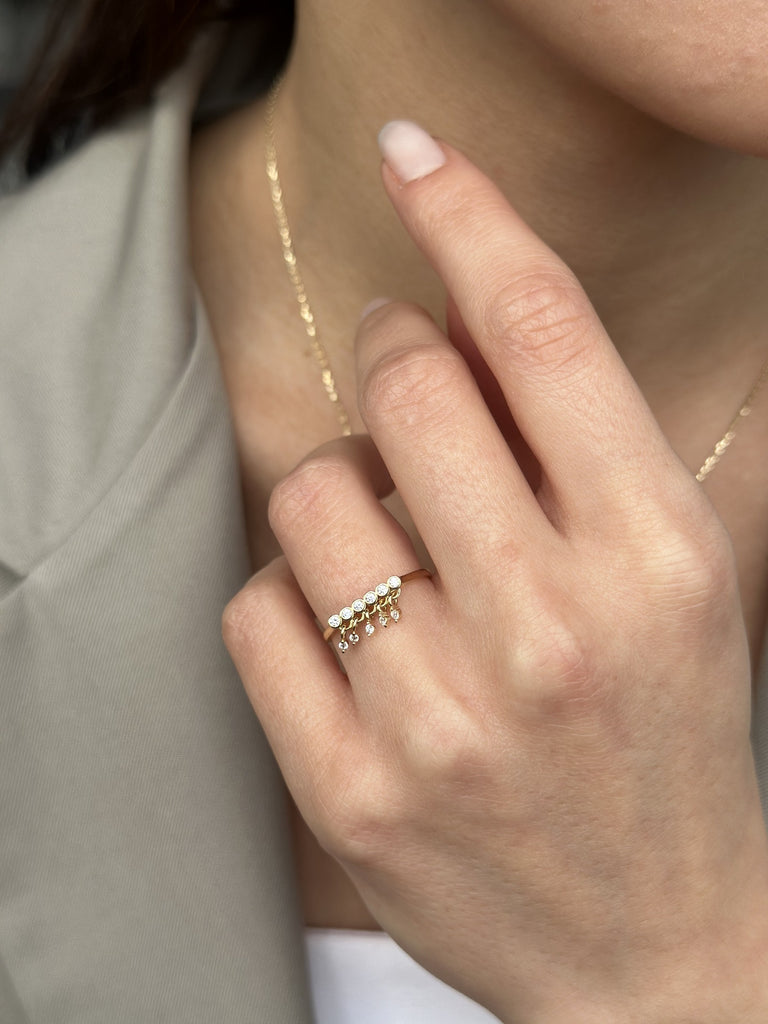 Waterfall Ring – Vanhess